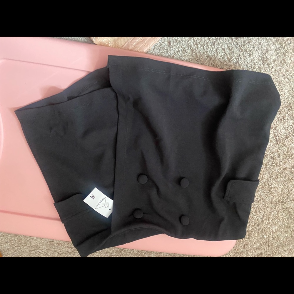Black skort